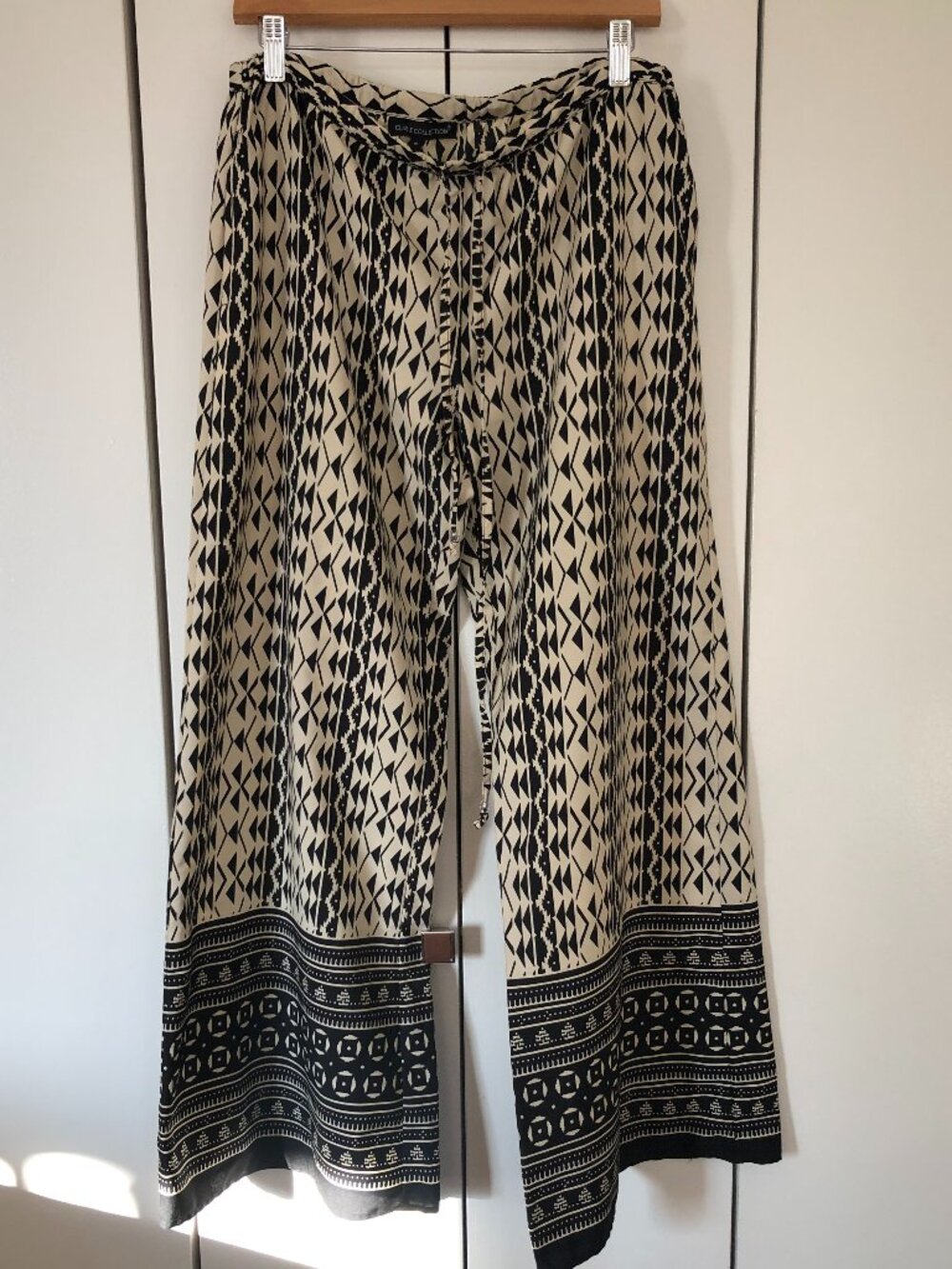 CLUB Z COLLECTION Modern Zig Zag Print Swimsuit Cover up Wide leg Light Pants